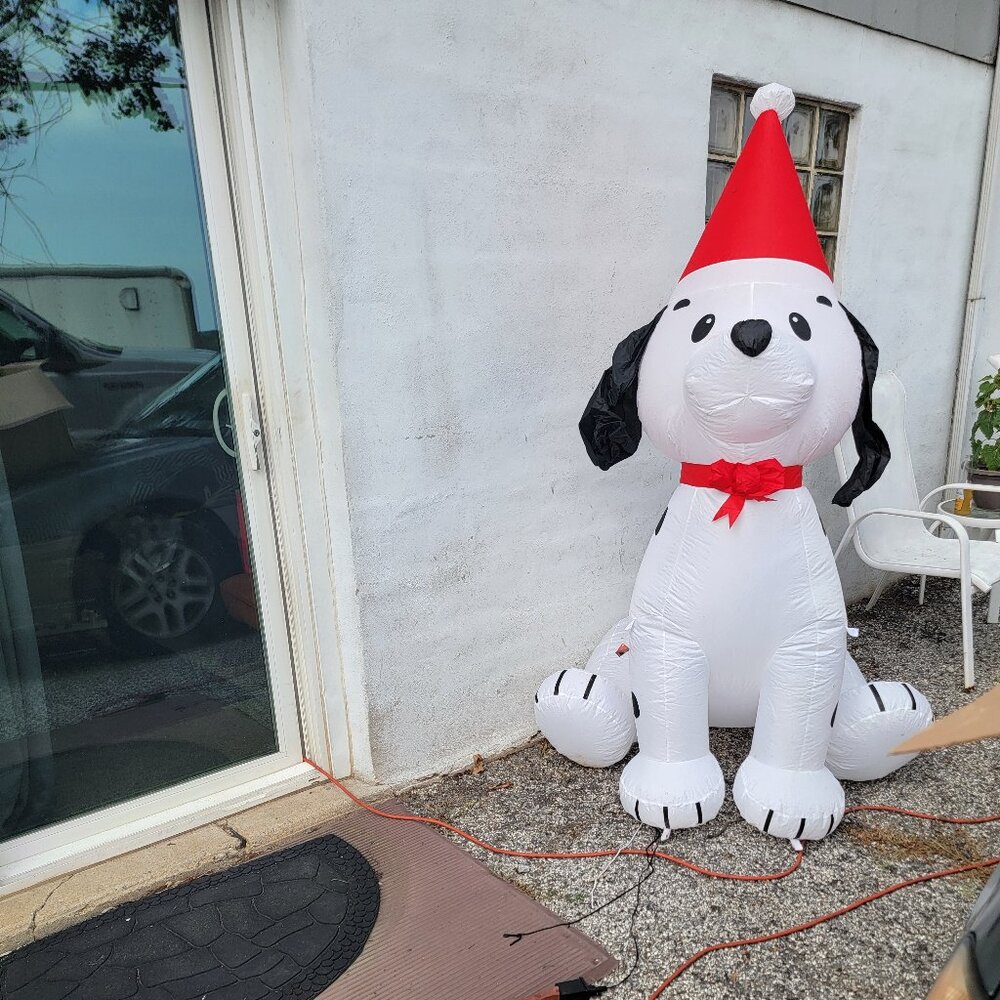 Snoopy Christmas Inflatable